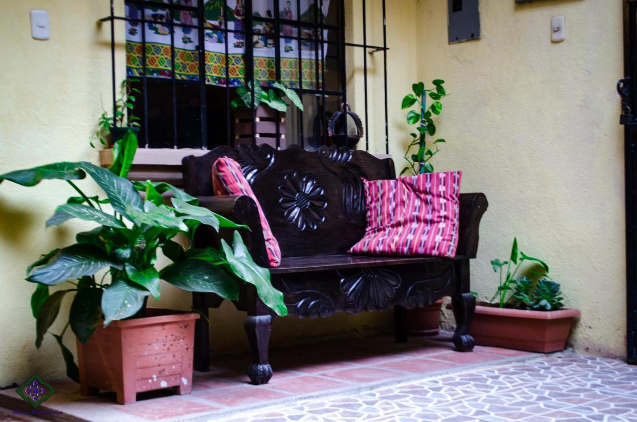 Maison Bougainvillea Antigua Eksteriør billede